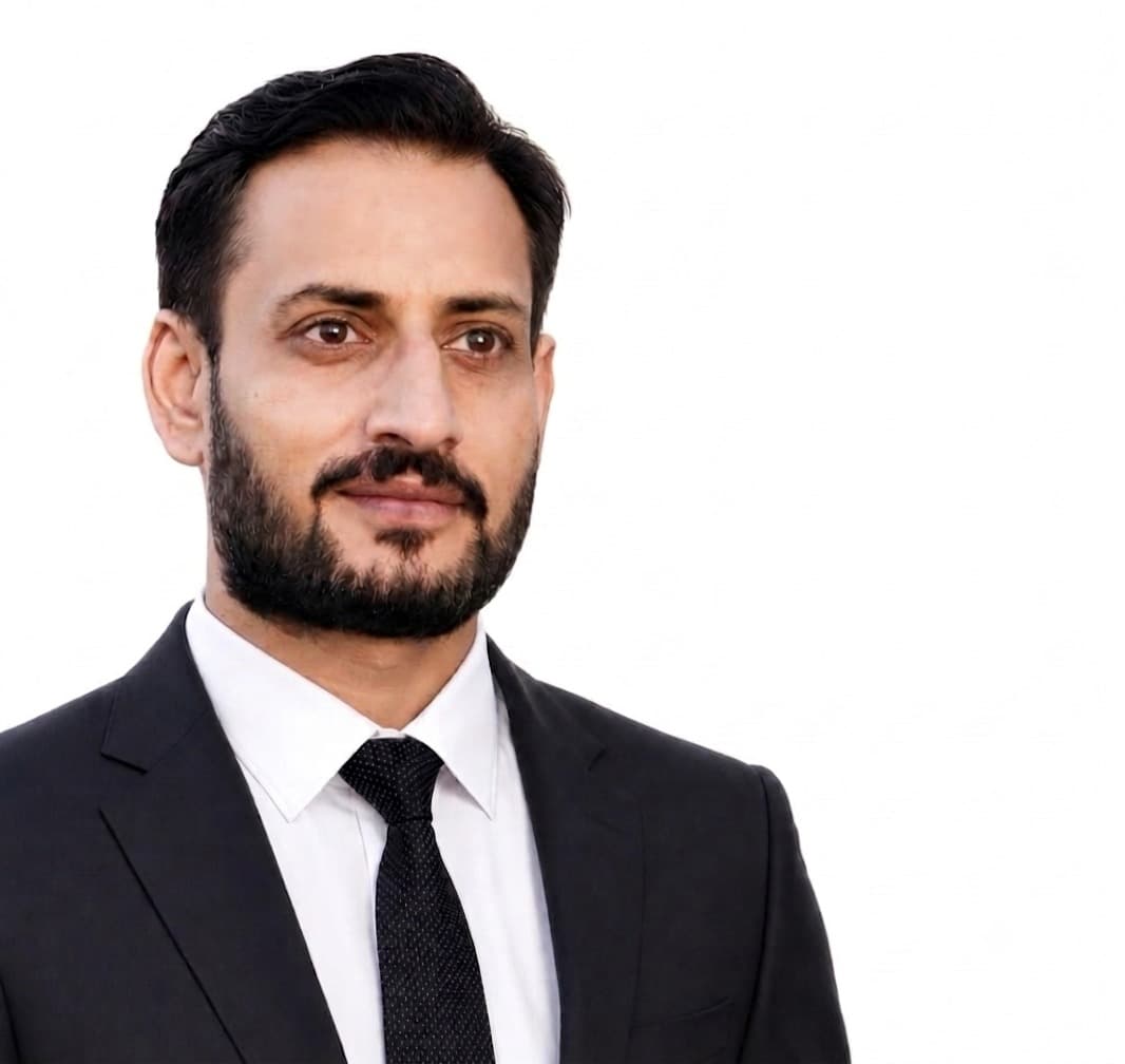 Kumar Suman Headshot